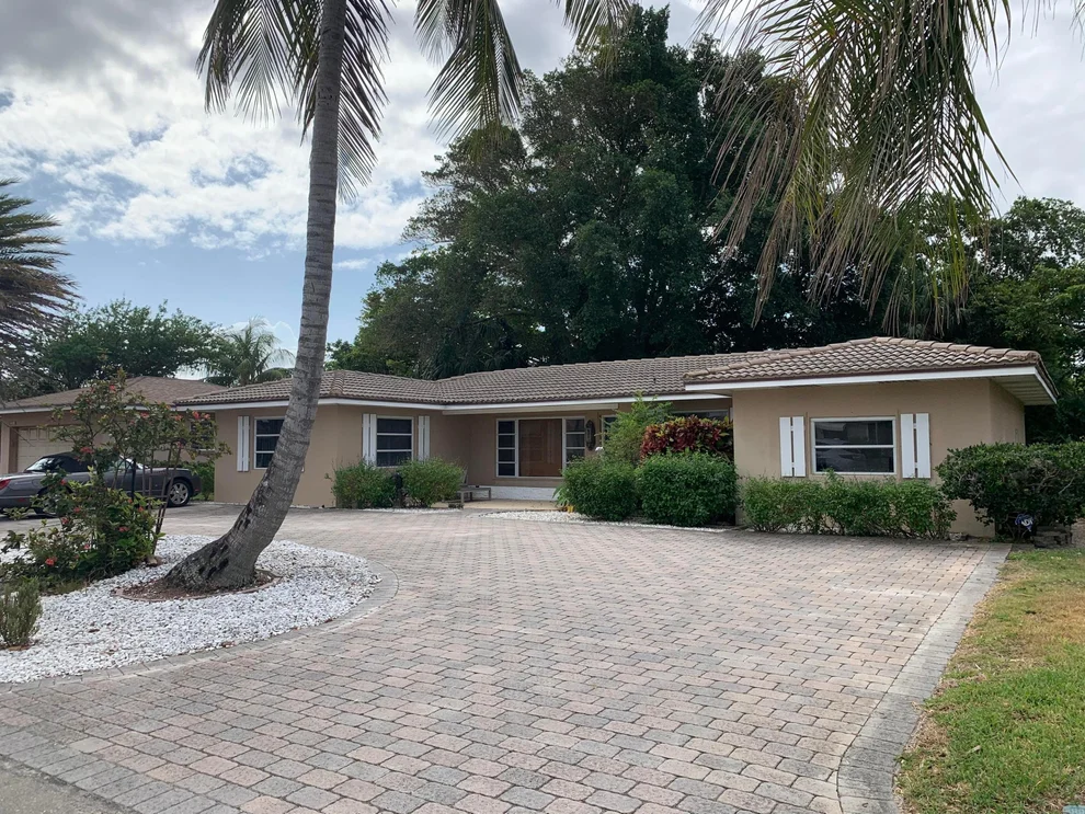 Unit for sale at 324 Bamboo Road, Palm Beach Shores, FL 33404