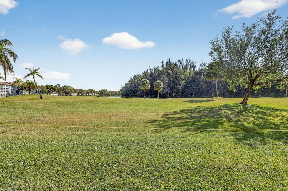 Unit for sale at 12500 SW 6th Street, Pembroke Pines, FL 33027