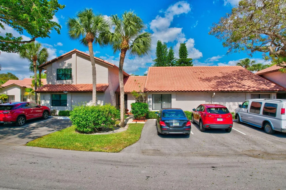 Unit for sale at 3039 Deer Creek Lake Shore Drive, Deerfield Beach, FL 33442