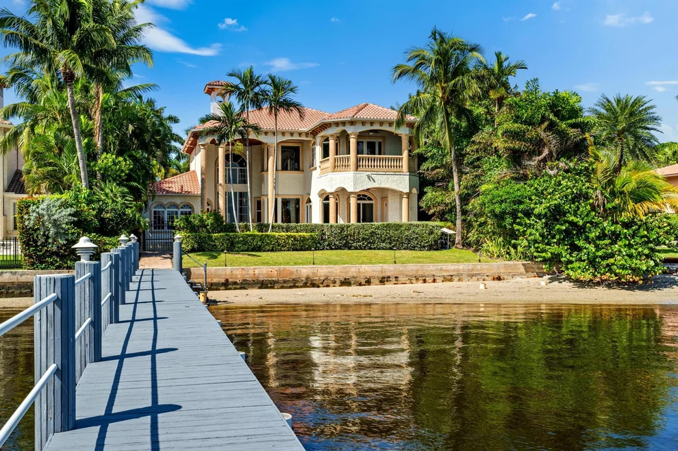 Unit for sale at 318 S Lake Drive, Lantana, FL 33462