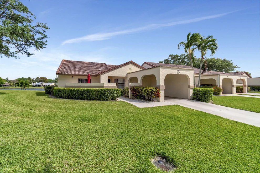Unit for sale at 5531 Parkwalk Circle E, Boynton Beach, FL 33472