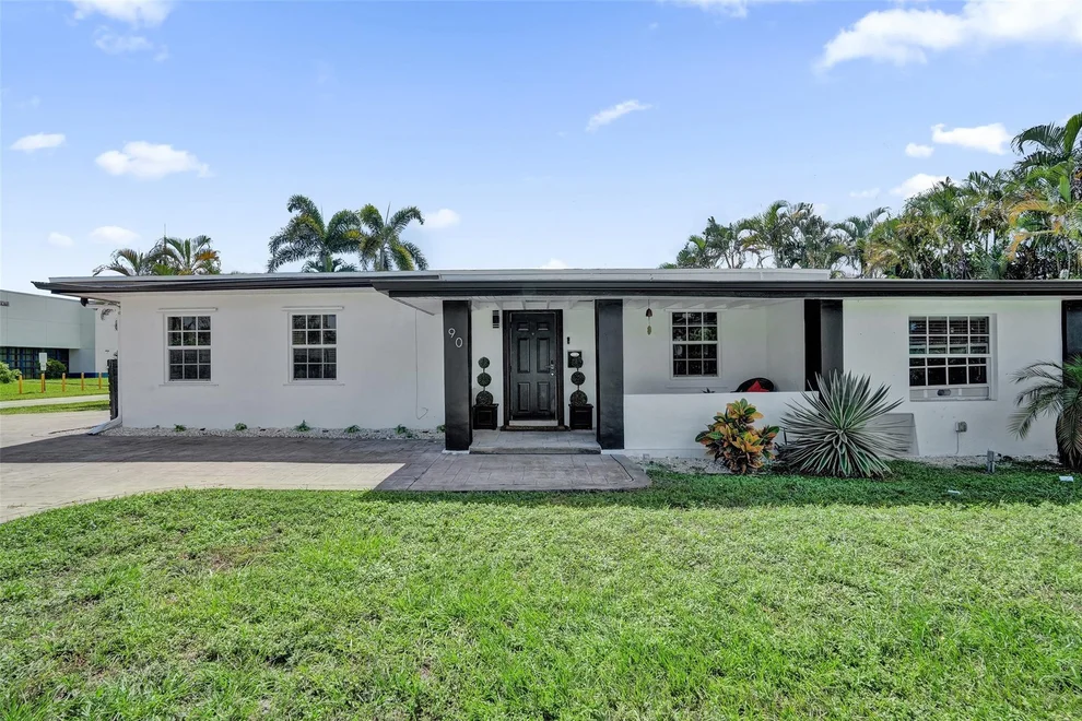 Unit for sale at 90 NE 26th Street, Wilton Manors, FL 33305