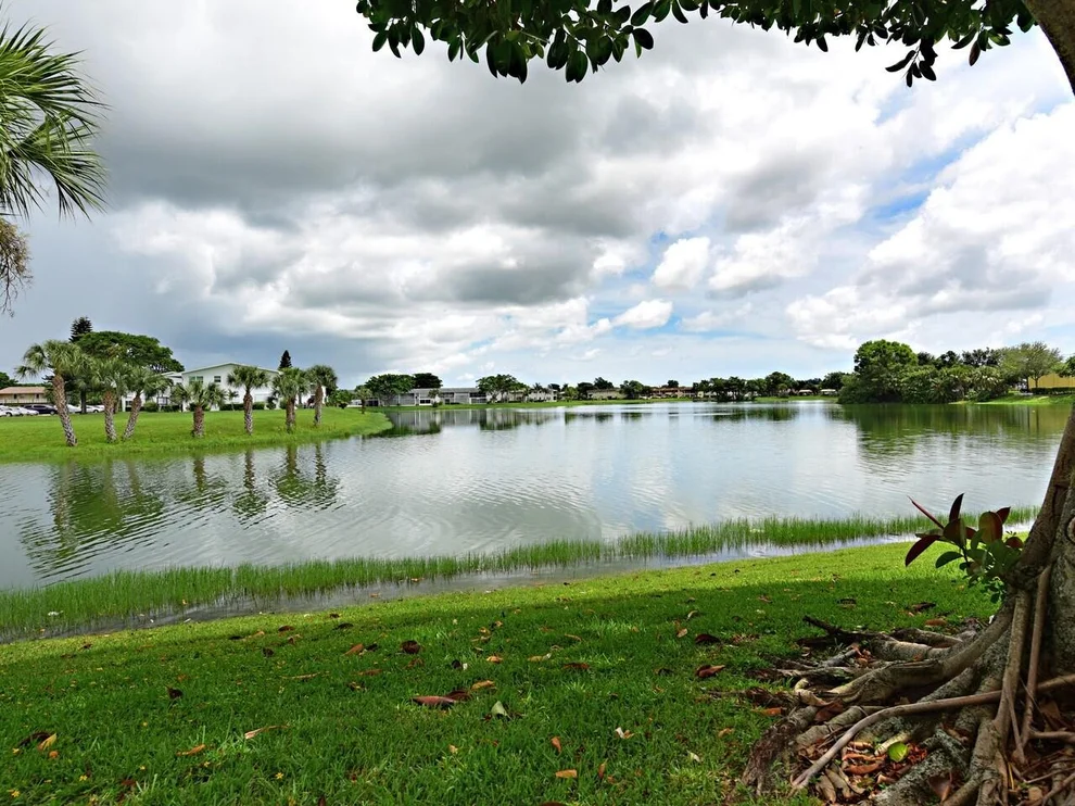 Unit for sale at 49 Somerset C, West Palm Beach, FL 33417