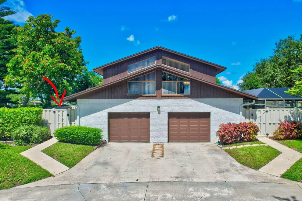 Unit for sale at 9620 Boca Gardens Circle N, Boca Raton, FL 33496