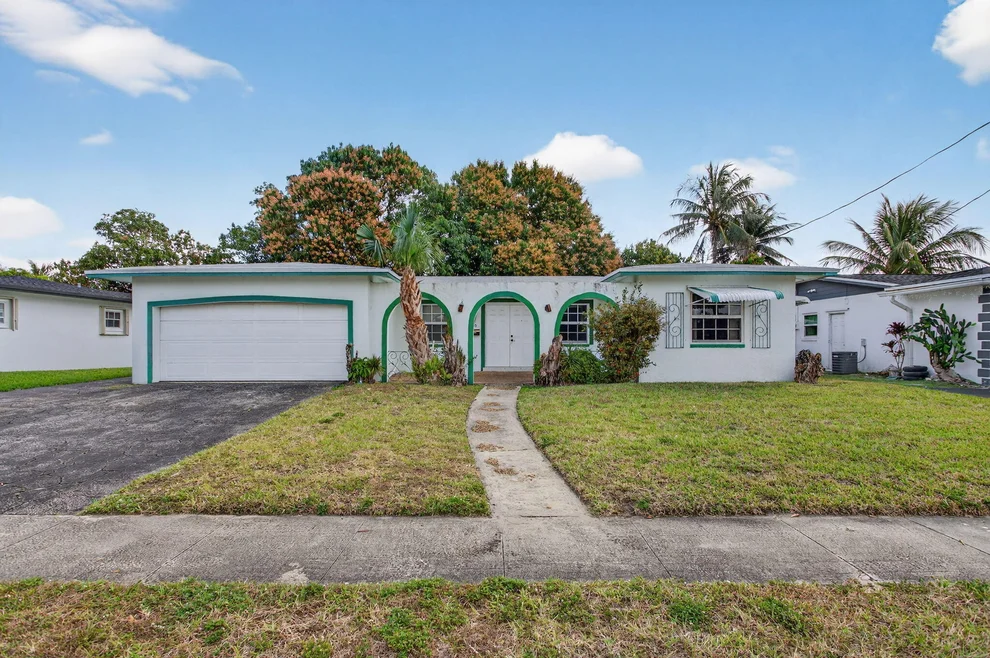 Unit for sale at 2540 NW 34th Terrace, Lauderdale Lakes, FL 33311