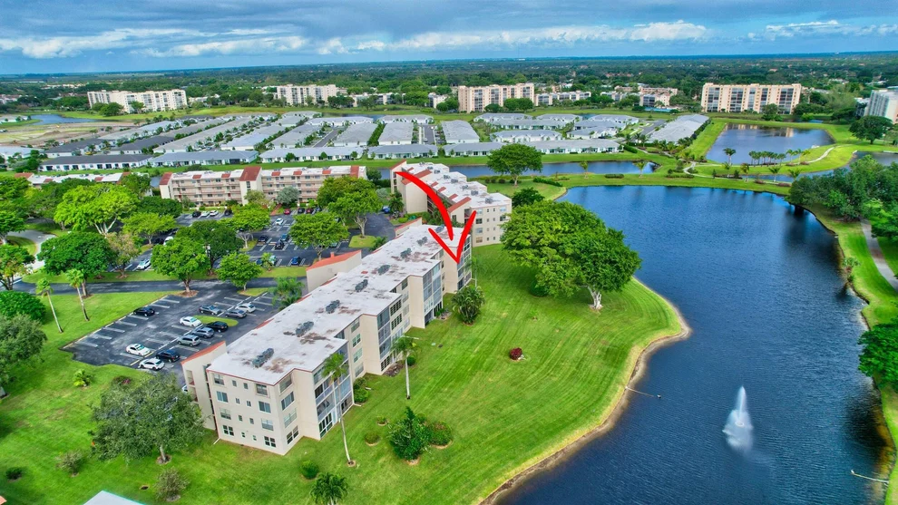 Unit for sale at 27 Abbey Lane, Delray Beach, FL 33446