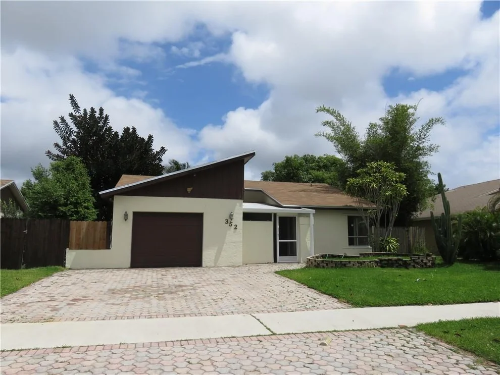 Unit for sale at 352 NW 41st Avenue, Deerfield Beach, FL 33442
