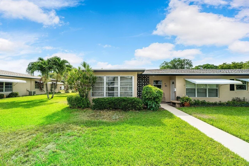 Unit for sale at 957 Circle Drive, Delray Beach, FL 33445