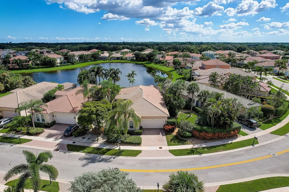 Unit for sale at 224 Via Condado Way, Palm Beach Gardens, FL 33418