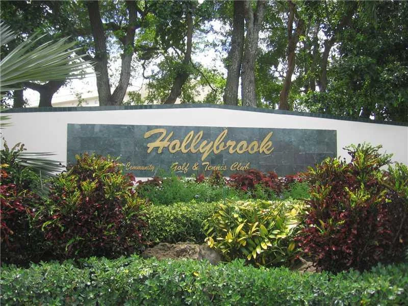 Unit for sale at 9220 S Hollybrook Lake Drive, Pembroke Pines, FL 33025