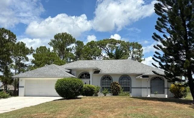 Unit for sale at 12553 82nd Street N, The Acreage, FL 33412
