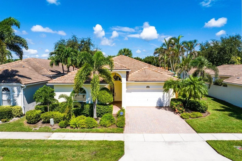 Unit for sale at 5151 Ventura Drive, Delray Beach, FL 33484