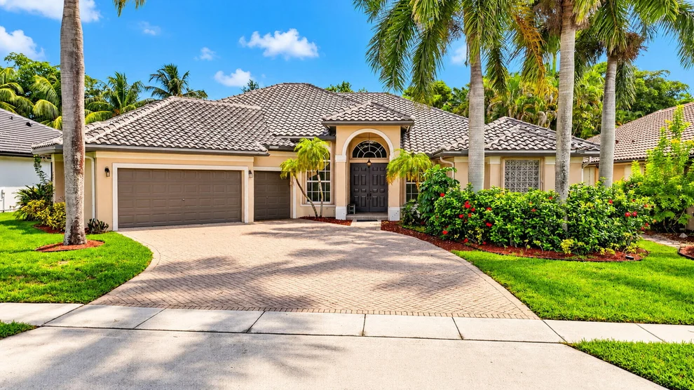 Unit for sale at 21262 Falls Ridge Way, Boca Raton, FL 33428