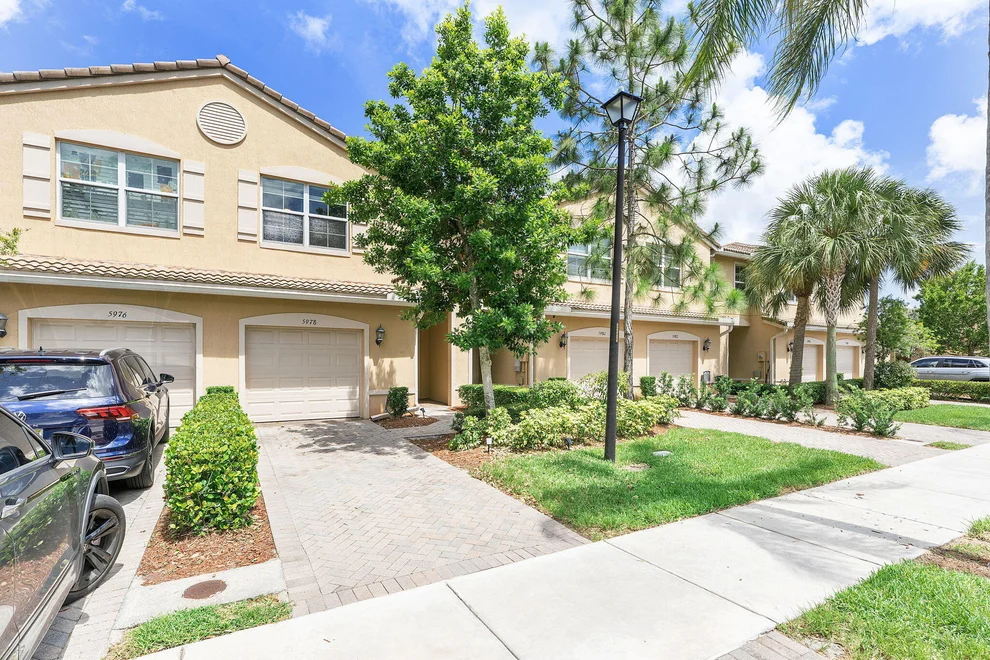 Unit for sale at 5978 Monterra Club Drive, Lake Worth, FL 33463