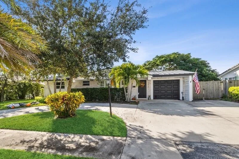 Unit for sale at 1014 SW 13th Place, Boca Raton, FL 33486