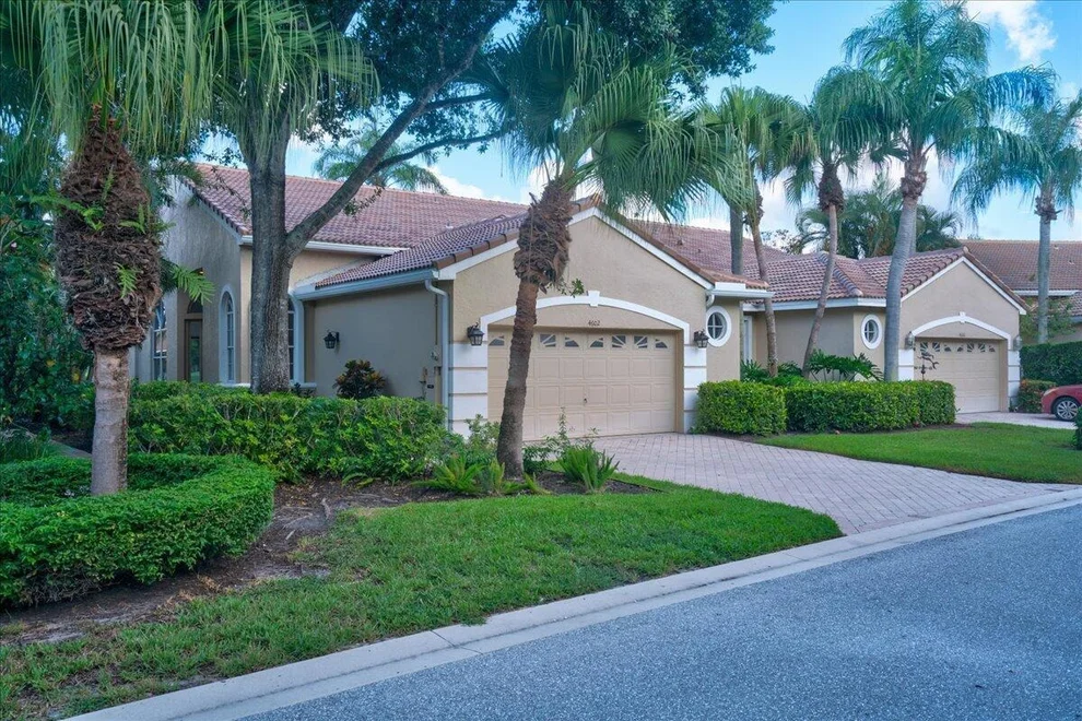 Unit for sale at 4602 Carlton Golf Drive, Lake Worth, FL 33449