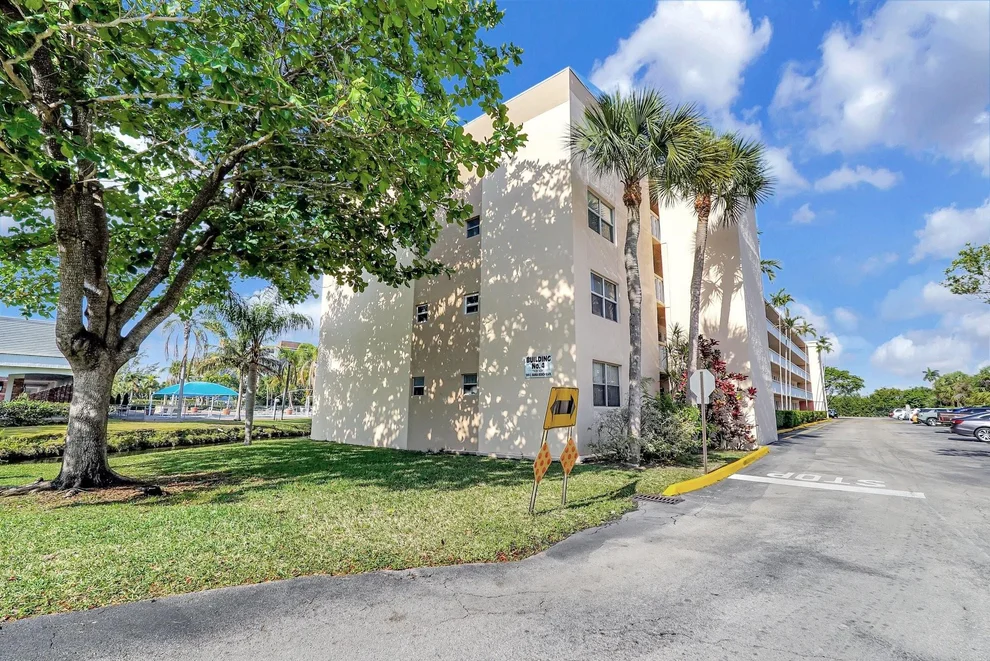 Unit for sale at 505 E Dania Beach Boulevard, Dania Beach, FL 33004