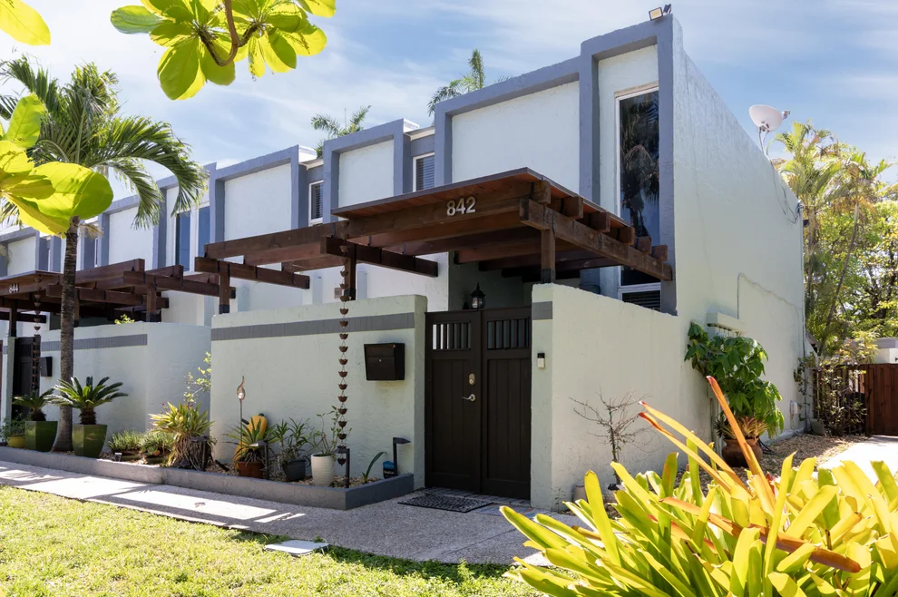 Unit for sale at 842 NE 20th Drive, Wilton Manors, FL 33305