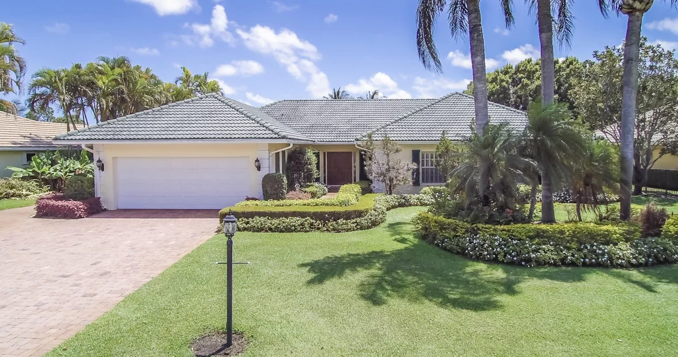 Unit for sale at 4576 S Lake Drive, Boynton Beach, FL 33436