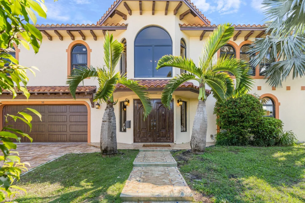 Unit for sale at 30 Duke Drive, Lake Worth Beach, FL 33460