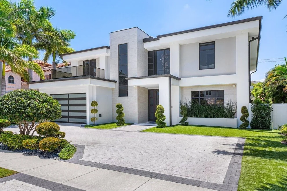 Unit for sale at 464 NE 7th Street, Boca Raton, FL 33432