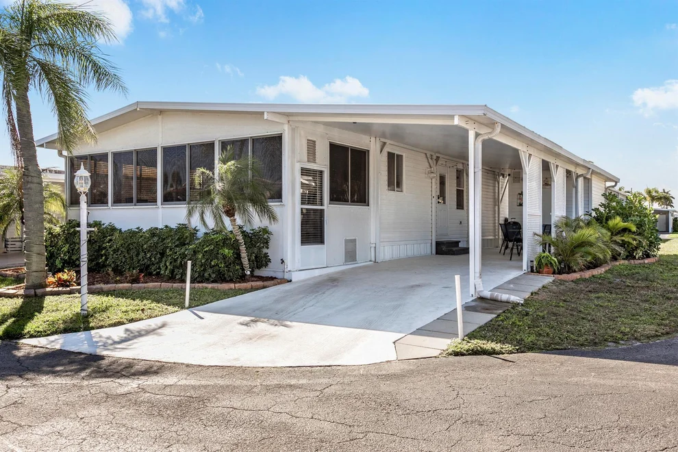 Unit for sale at 53008 Del Rio Bay, Boynton Beach, FL 33436
