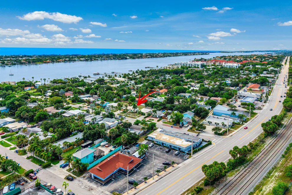 Unit for sale at 122 Euclid Boulevard, Lantana, FL 33462