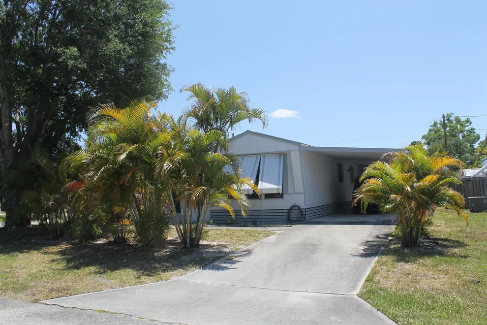 Unit for sale at 2632 SE Milky Way Drive, Stuart, FL 34997