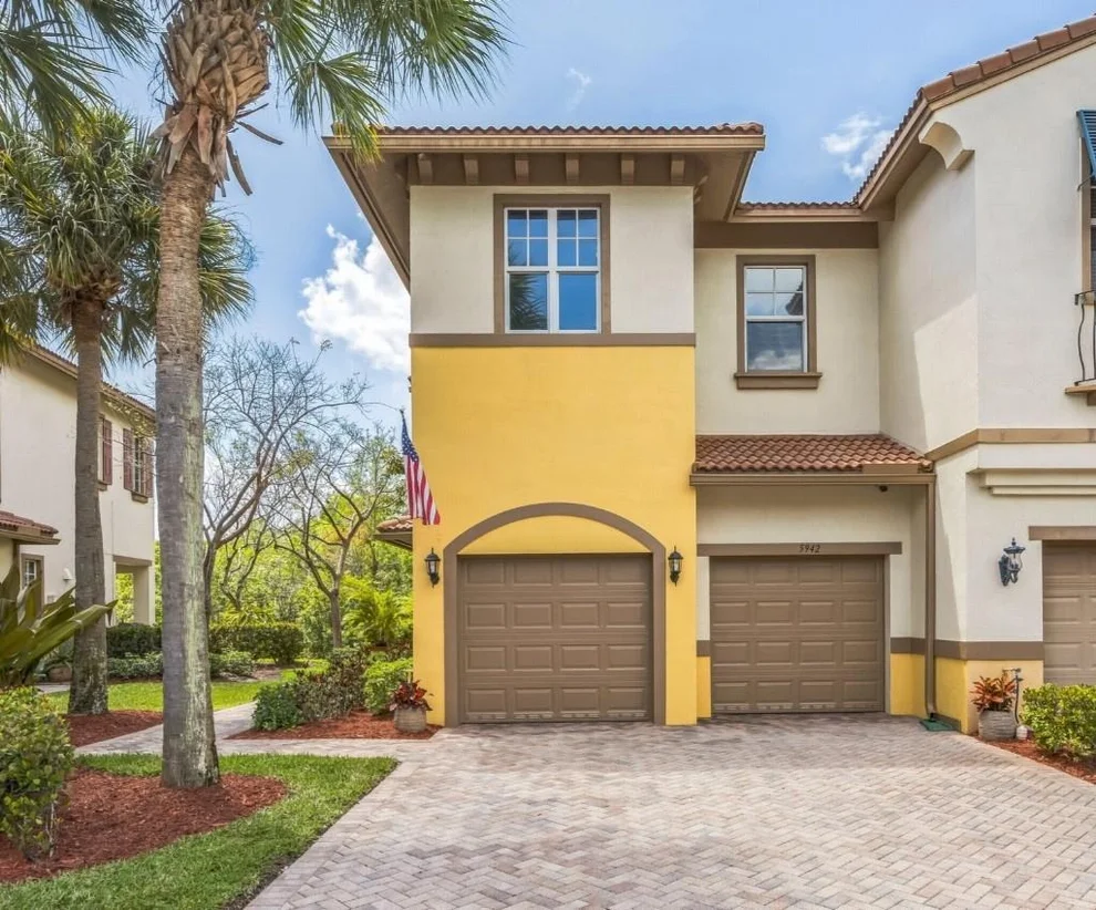 Unit for sale at 5942 NW 117th Drive, Coral Springs, FL 33076