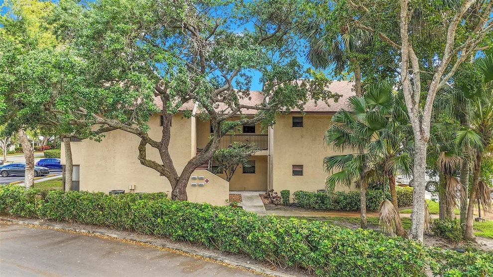 Unit for sale at 3867 Cocoplum Circle, Coconut Creek, FL 33063