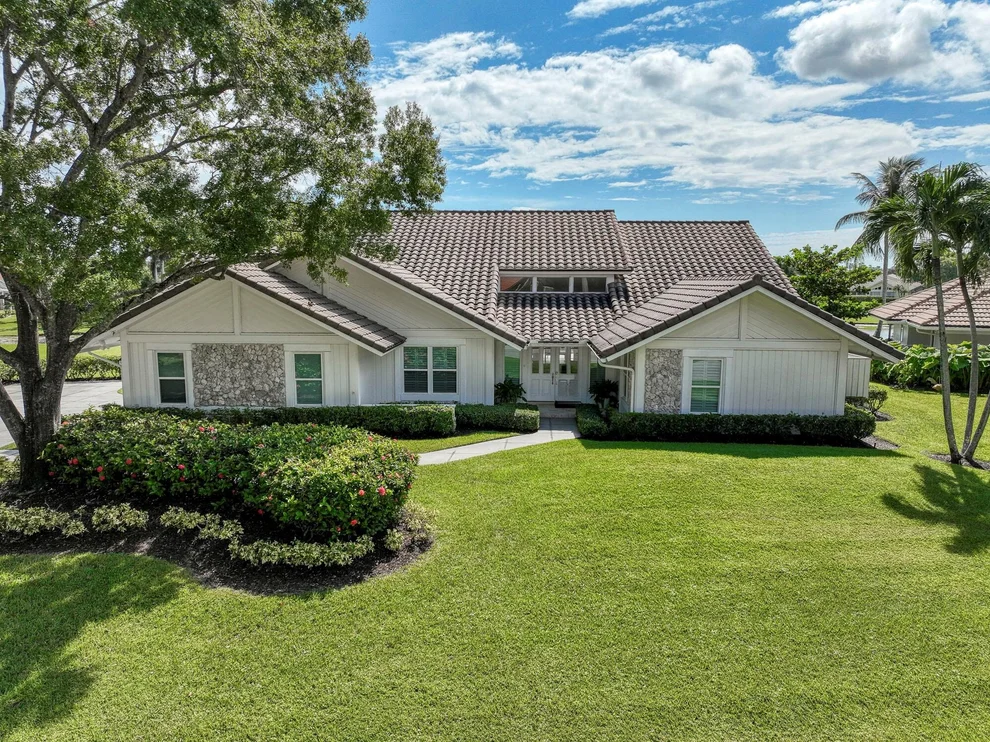 Unit for sale at 108 Sandbourne Lane, Palm Beach Gardens, FL 33418