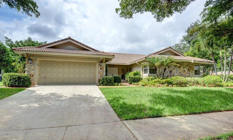 Unit for sale at 2298 NW 39th Drive, Boca Raton, FL 33431