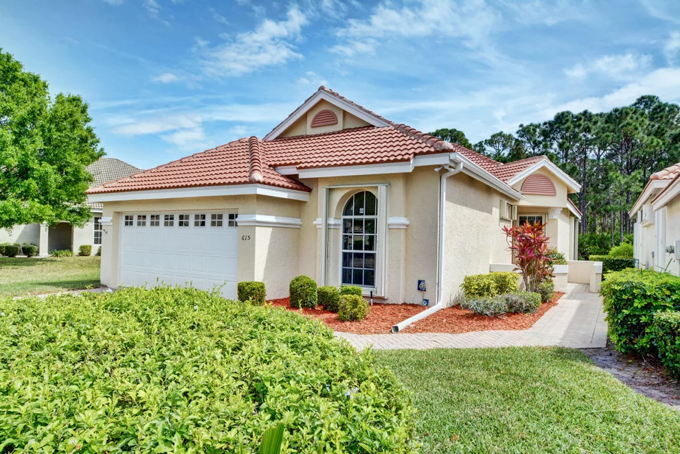 Unit for sale at 615 SW St Thomas Cove, Port St Lucie, FL 34986