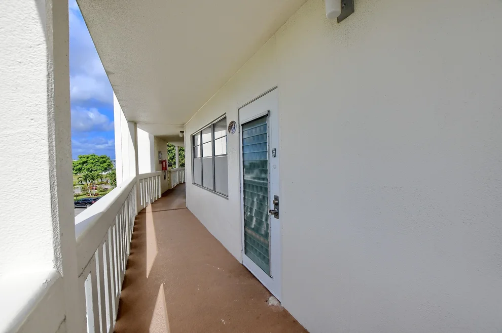 Unit for sale at 3034 Cambridge B, Deerfield Beach, FL 33442