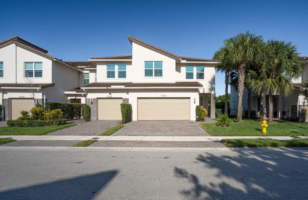 Unit for sale at 4350 Veleiros Avenue, Deerfield Beach, FL 33064