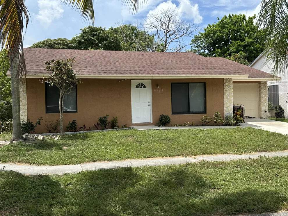 Unit for sale at 7467 Pinedale Drive, Boynton Beach, FL 33436