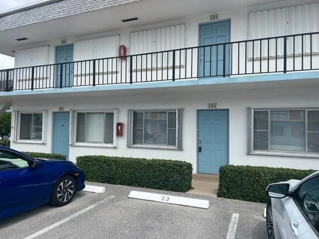 Unit for sale at 3280 Lake Osborne Drive, Lake Worth Beach, FL 33461