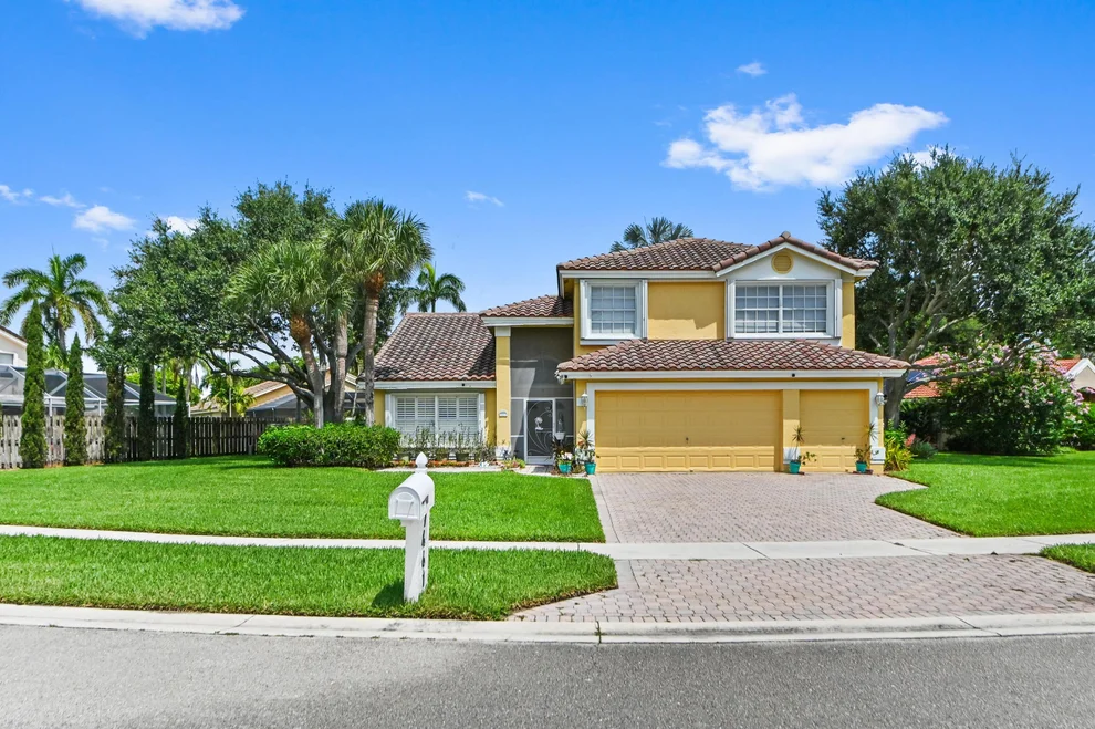 Unit for sale at 7461 Anadale Circle, Lake Worth, FL 33467