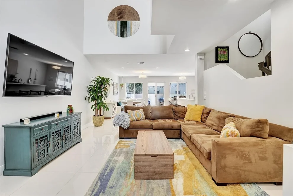 Unit for sale at 150 SE 7th Way, Pompano Beach, FL 33060