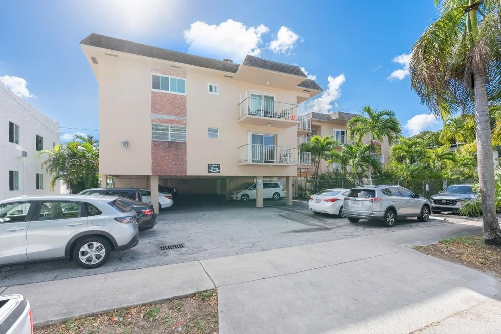 Unit for sale at 1840 Dewey Street, Hollywood, FL 33020