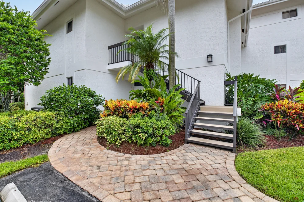 Unit for sale at 19271 Sabal Lake Drive, Boca Raton, FL 33434