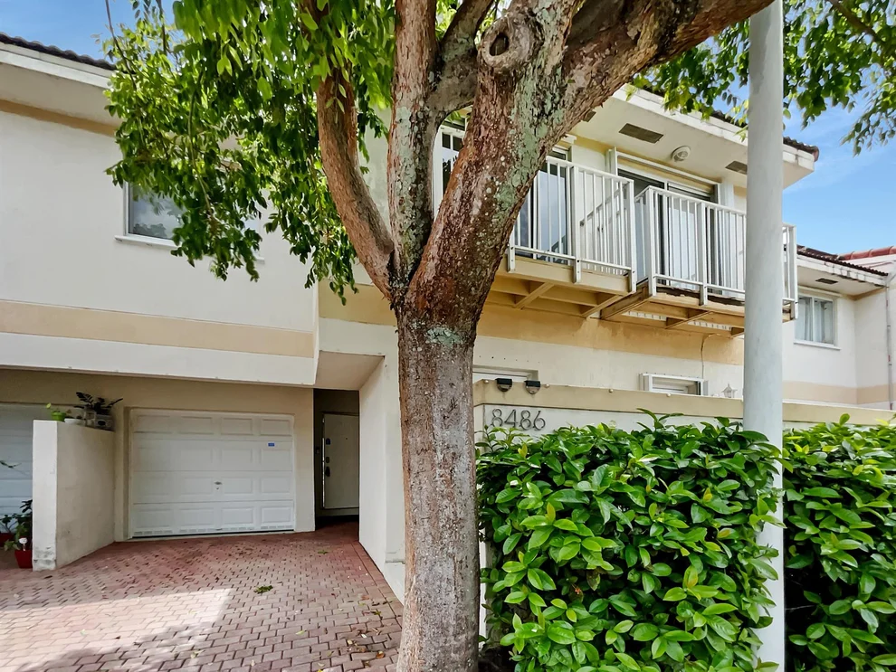 Unit for sale at 8486 Lagos De Campo Boulevard, Tamarac, FL 33321
