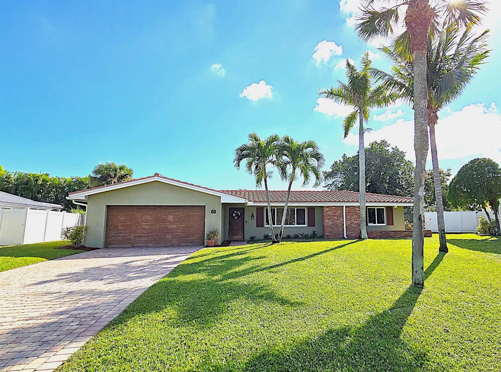Unit for sale at 10056 Dogwood Avenue, Palm Beach Gardens, FL 33410