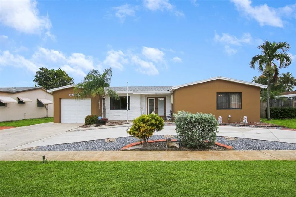 Unit for sale at 6933 NW 5th Court, Margate, FL 33063