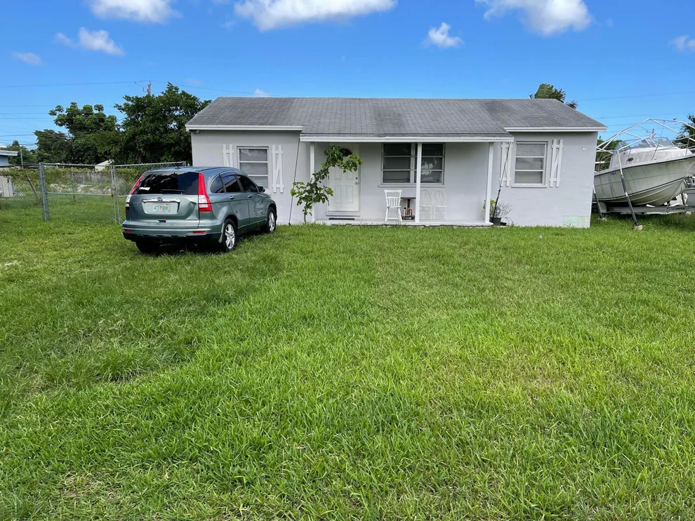 Unit for sale at 1556 E Breezy Lane, West Palm Beach, FL 33417