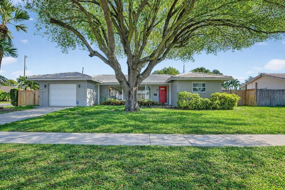 Unit for sale at 800 SW 12th Avenue, Boca Raton, FL 33486