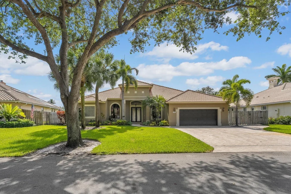 Unit for sale at 2060 SW 59th Avenue, Plantation, FL 33317