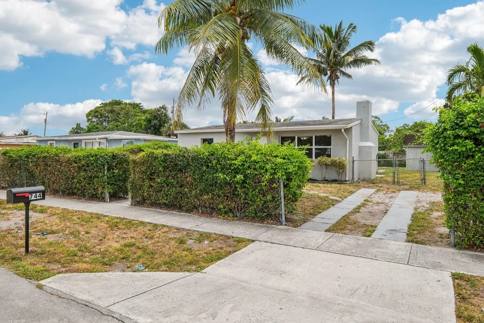 Unit for sale at 744 Dogwood Road, West Palm Beach, FL 33409