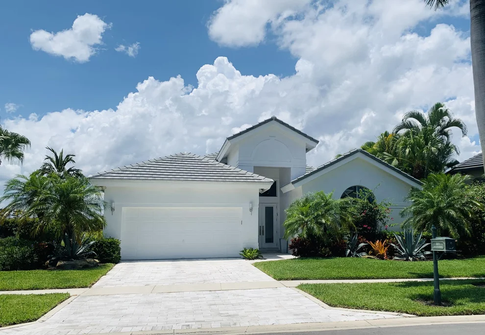 Unit for sale at 5411 NW 42nd Avenue, Boca Raton, FL 33496