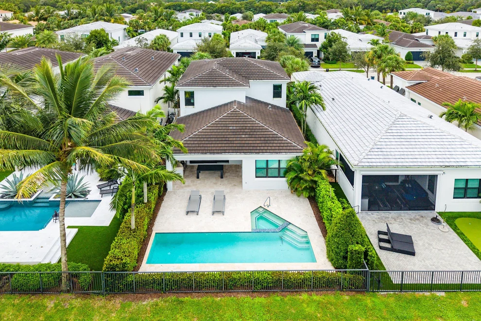 Unit for sale at 13689 Artisan Circle, Palm Beach Gardens, FL 33418
